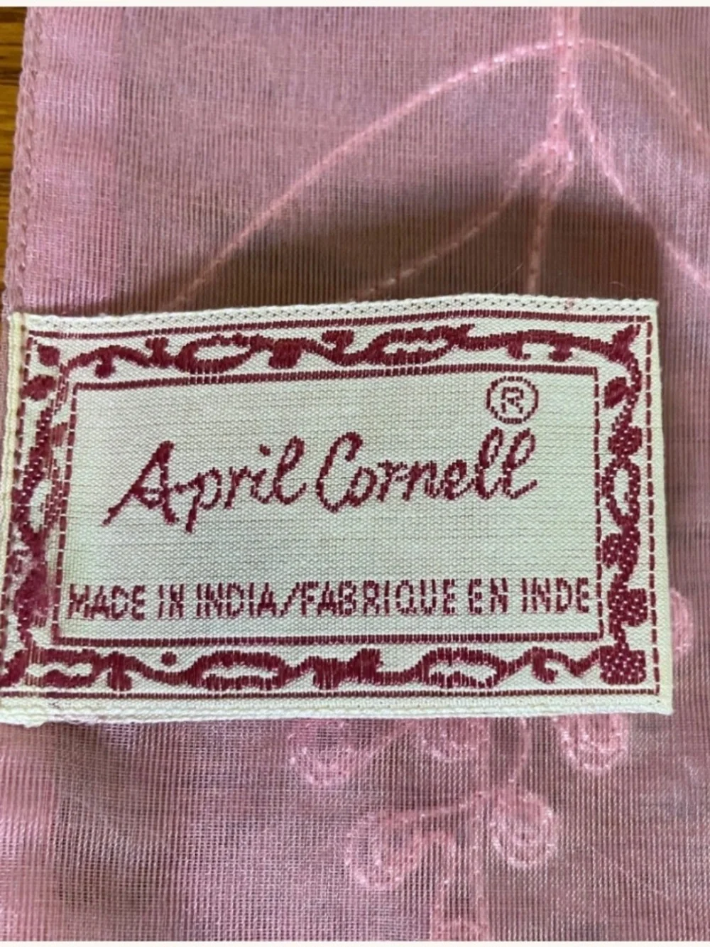 Vintage April Cornell Rose Silk Blend Runner; Like New; Embroidered